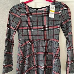 Epic Threads Dresses Black and Red Long Sleeve Little Girls Dress Size M NWT